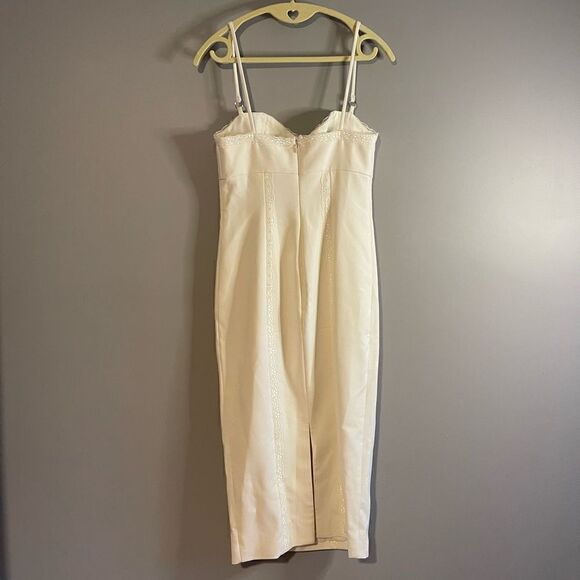 Likely Lace-trim Sheath Dress In White || SZ 4 - Picture 11 of 16